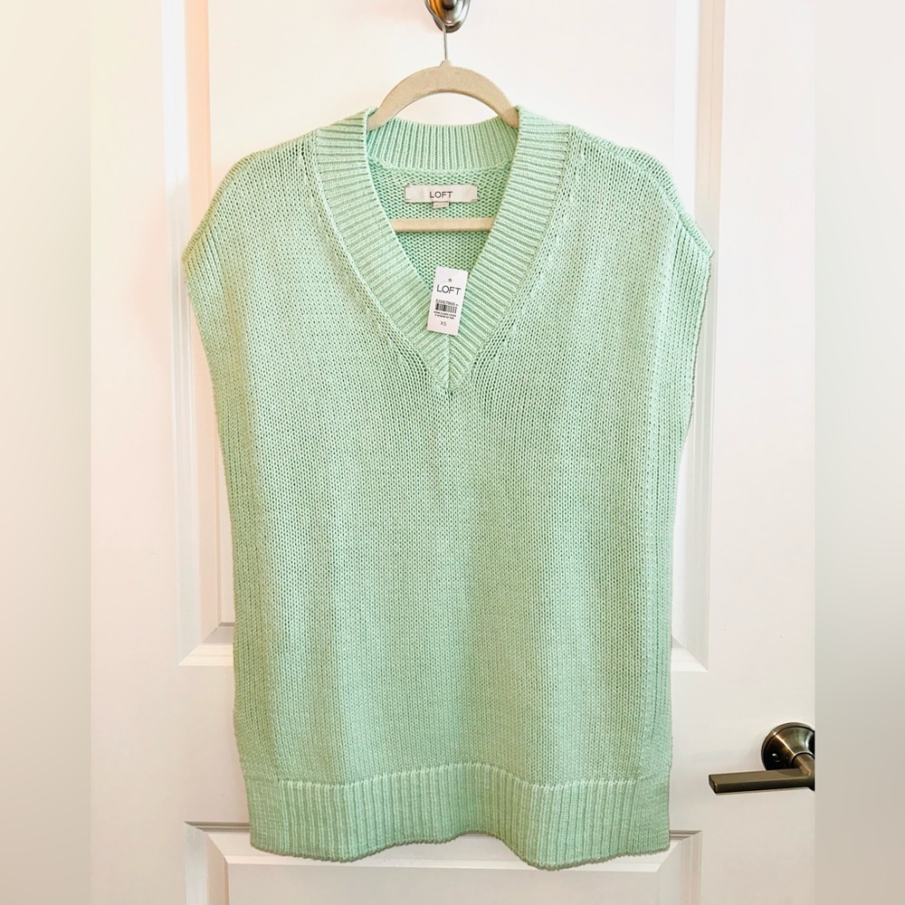 NWT Loft Knit V Neck Sweater Vest